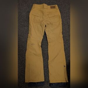 **NWOT**Dakine Women's Mustard/Tan Snow Pants